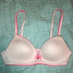 Victoria’s Secret, bra, body by Victoria no-wire